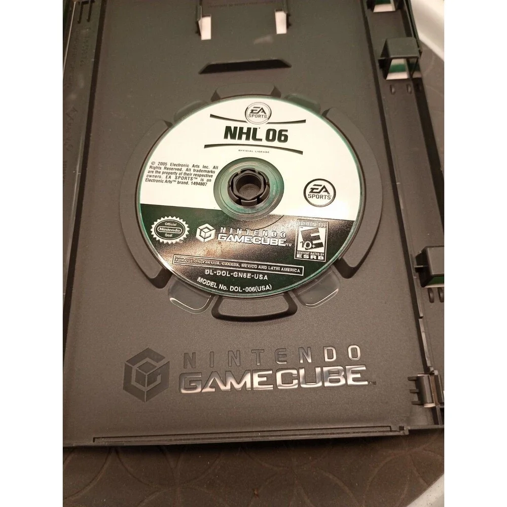 NHL 06 Video Game for Nintendo GameCube Complete in Case